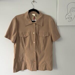 Vintage beige short sleeve button up shirt with collar